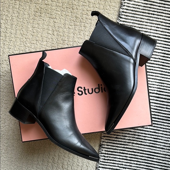 Acne Studios Jensen Bootie - Picture 1 of 8
